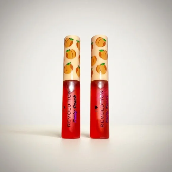 Revolution Tasty Peach Lip Oil - Picture 8 of 8